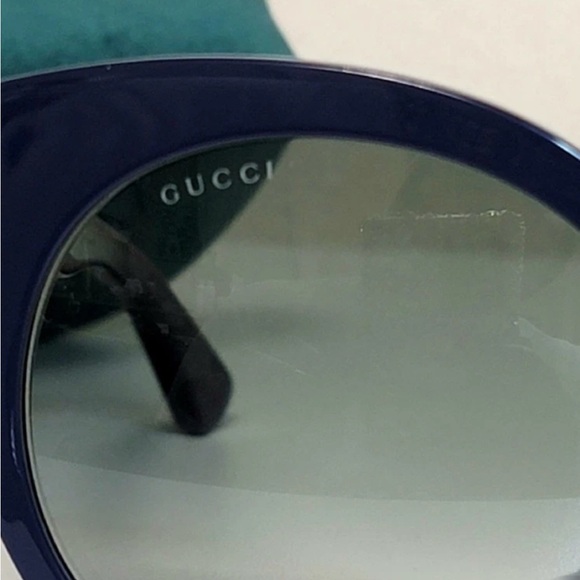 Authentic Gucci Women's Blue Sunglasses comes with coa . Brand new - Picture 2 of 14
